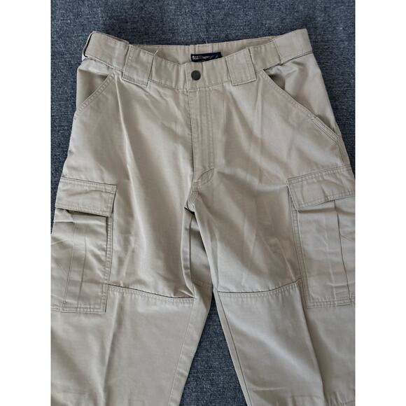 5.11 Tactical Beige Tan Men's Cargo Pants- 31.5-.5" Waist- Inseam Short- EUC - Picture 3 of 6